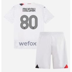 Fotbollsset Barn AC Milan Yunus Musah #80 Bortatröja 2023-24 Mini-Kit Kortärmad (+ korta byxor)