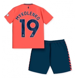 Fotbollsset Barn Everton Vitaliy Mykolenko #19 Bortatröja 2023-24 Mini-Kit Kortärmad (+ korta byxor)