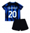 Fotbollsset Barn Inter Milan Hakan Calhanoglu #20 Hemmatröja 2023-24 Mini-Kit Kortärmad (+ korta byxor)