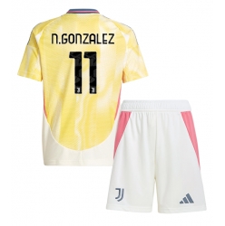 Fotbollsset Barn Juventus Nicolas Gonzalez #11 Bortatröja 2024-25 Mini-Kit Kortärmad (+ korta byxor)