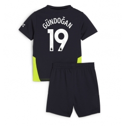 Fotbollsset Barn Manchester City Ilkay Gundogan #19 Bortatröja 2024-25 Mini-Kit Kortärmad (+ korta byxor)