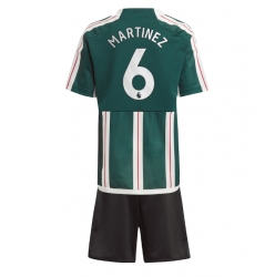 Fotbollsset Barn Manchester United Lisandro Martinez #6 Bortatröja 2023-24 Mini-Kit Kortärmad (+ korta byxor)