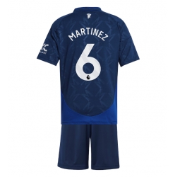 Fotbollsset Barn Manchester United Lisandro Martinez #6 Bortatröja 2024-25 Mini-Kit Kortärmad (+ korta byxor)