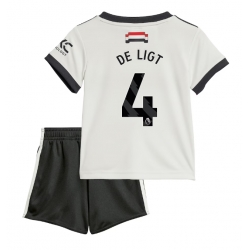 Fotbollsset Barn Manchester United Matthijs de Ligt #4 Tredje Tröja 2024-25 Mini-Kit Kortärmad (+ korta byxor)