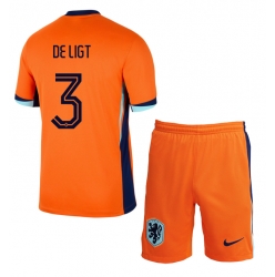 Fotbollsset Barn Nederländerna Matthijs de Ligt #3 Hemmatröja EM 2024 Mini-Kit Kortärmad (+ korta byxor)