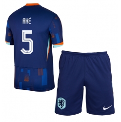 Fotbollsset Barn Nederländerna Nathan Ake #5 Bortatröja EM 2024 Mini-Kit Kortärmad (+ korta byxor)