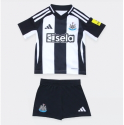 Fotbollsset Barn Newcastle United Hemmatröja 2024-25 Mini-Kit Kortärmad (+ korta byxor)