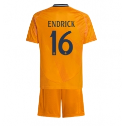 Fotbollsset Barn Real Madrid Endrick #16 Bortatröja 2024-25 Mini-Kit Kortärmad (+ korta byxor)