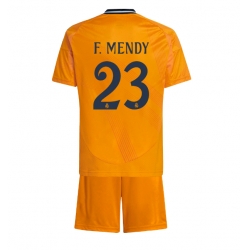 Fotbollsset Barn Real Madrid Ferland Mendy #23 Bortatröja 2024-25 Mini-Kit Kortärmad (+ korta byxor)