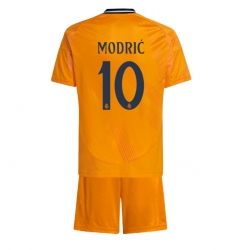 Fotbollsset Barn Real Madrid Luka Modric #10 Bortatröja 2024-25 Mini-Kit Kortärmad (+ korta byxor)