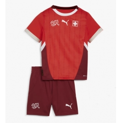 Fotbollsset Barn Schweiz Hemmatröja EM 2024 Mini-Kit Kortärmad (+ korta byxor)