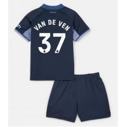 Fotbollsset Barn Tottenham Hotspur Micky van de Ven #37 Bortatröja 2023-24 Mini-Kit Kortärmad (+ korta byxor)