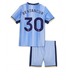 Fotbollsset Barn Tottenham Hotspur Rodrigo Bentancur #30 Bortatröja 2024-25 Mini-Kit Kortärmad (+ korta byxor)