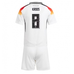 Fotbollsset Barn Tyskland Toni Kroos #8 Hemmatröja EM 2024 Mini-Kit Kortärmad (+ korta byxor)